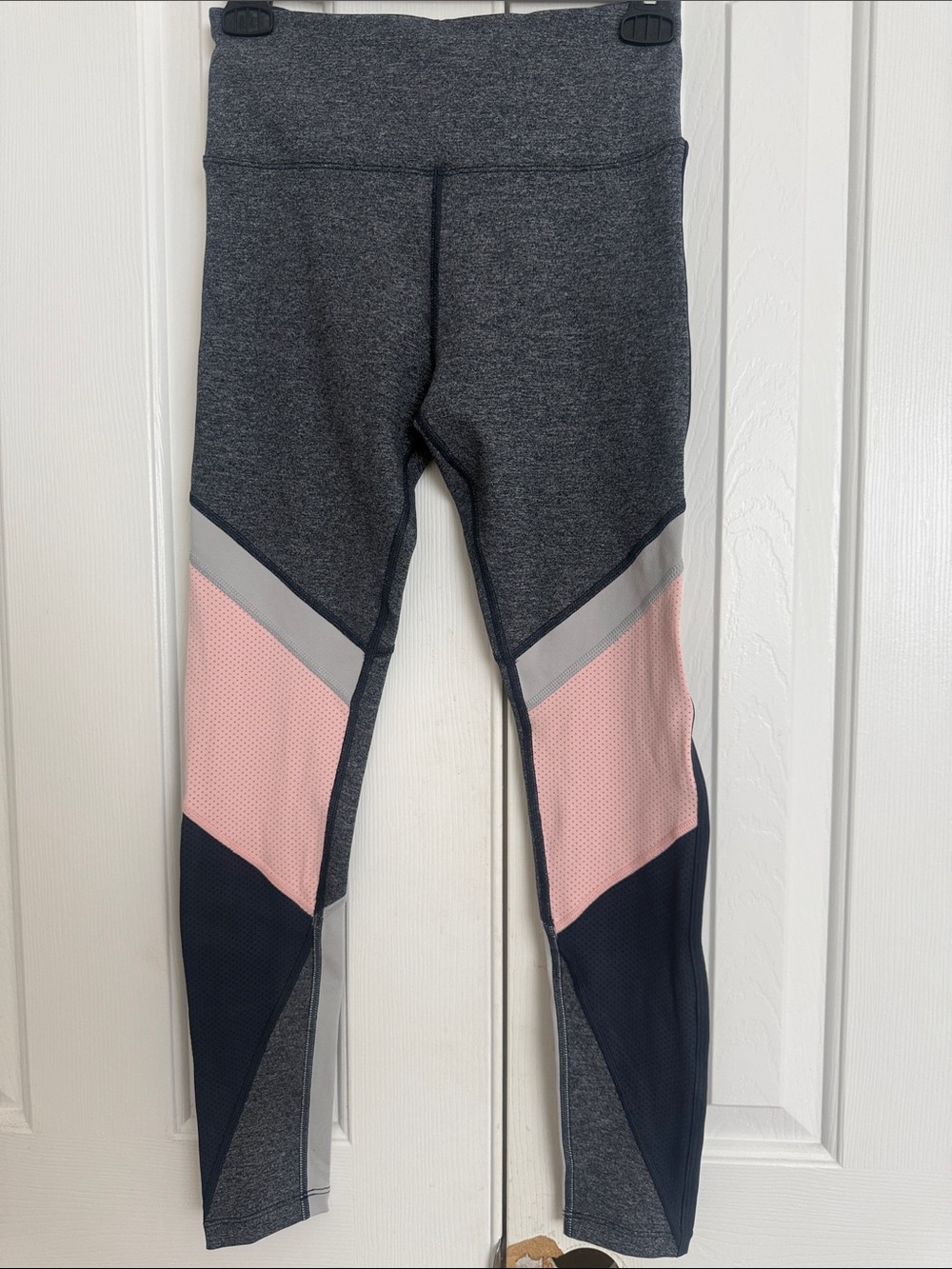 Lorna Jane Gray Active Leggings with Pink & Navy Colorblock